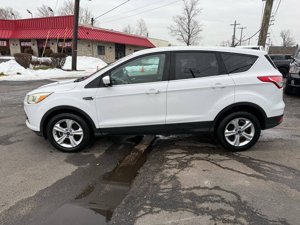 Ford Escape SE FWD 2014