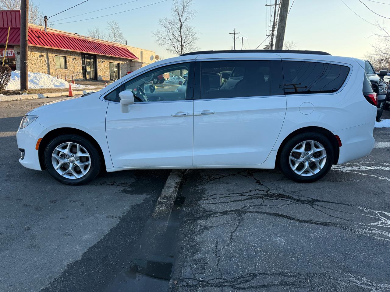 Chrysler Pacifica Touring Plus 2018
