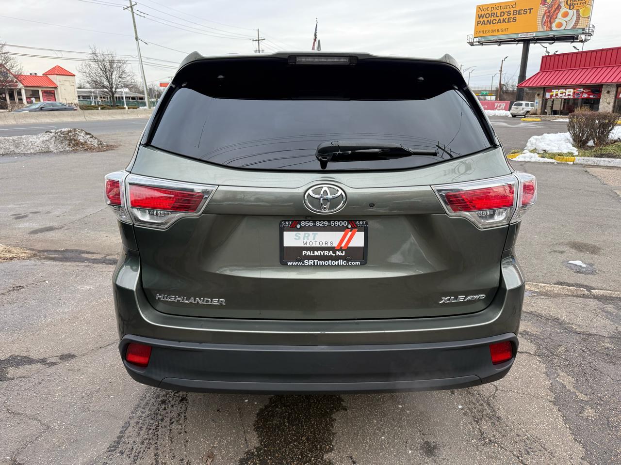 Toyota Highlander XLE AWD V6 2015