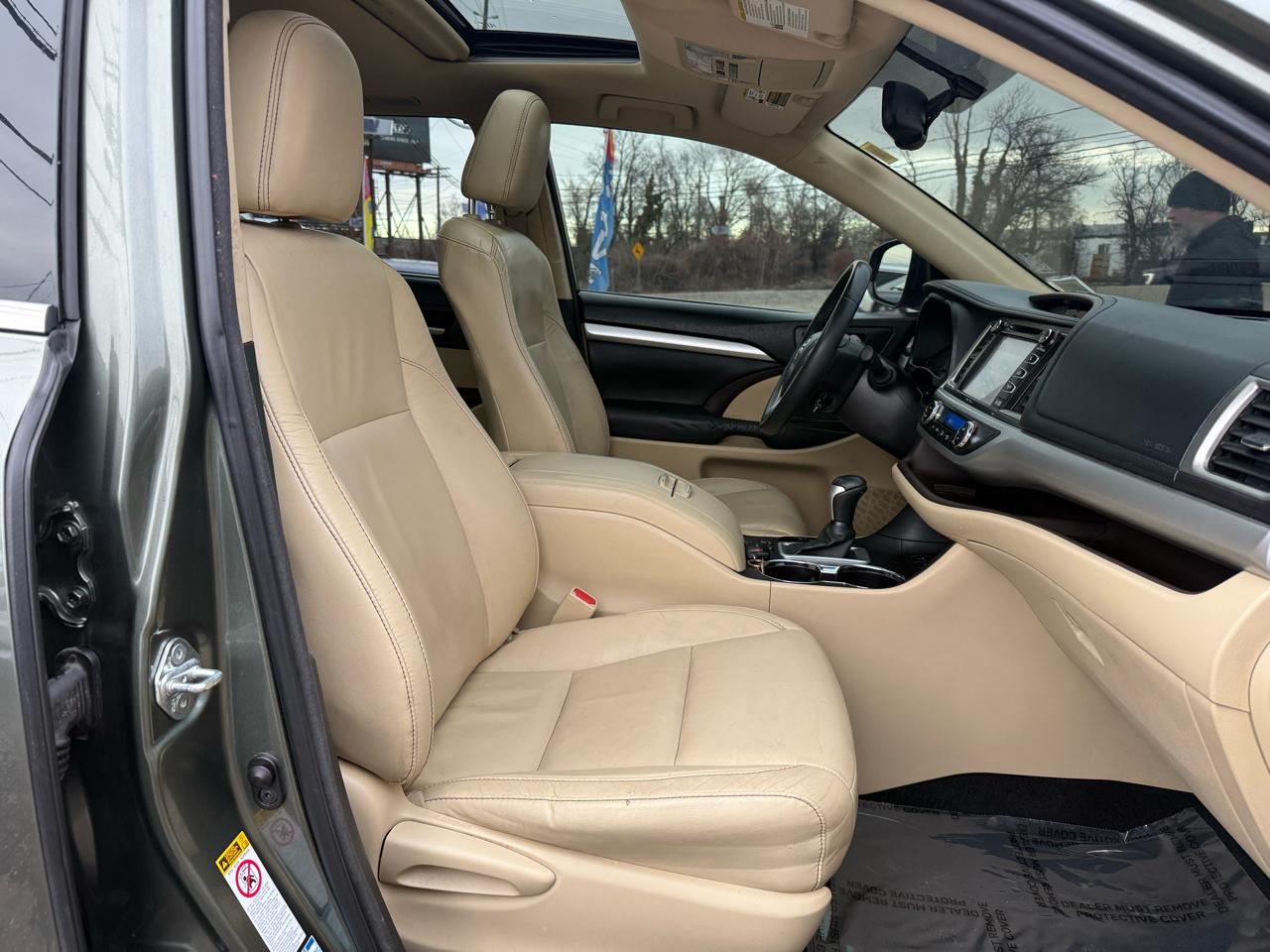 Toyota Highlander XLE AWD V6 2015