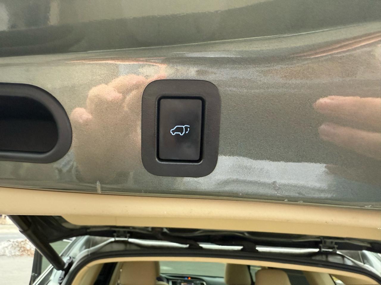 Toyota Highlander XLE AWD V6 2015