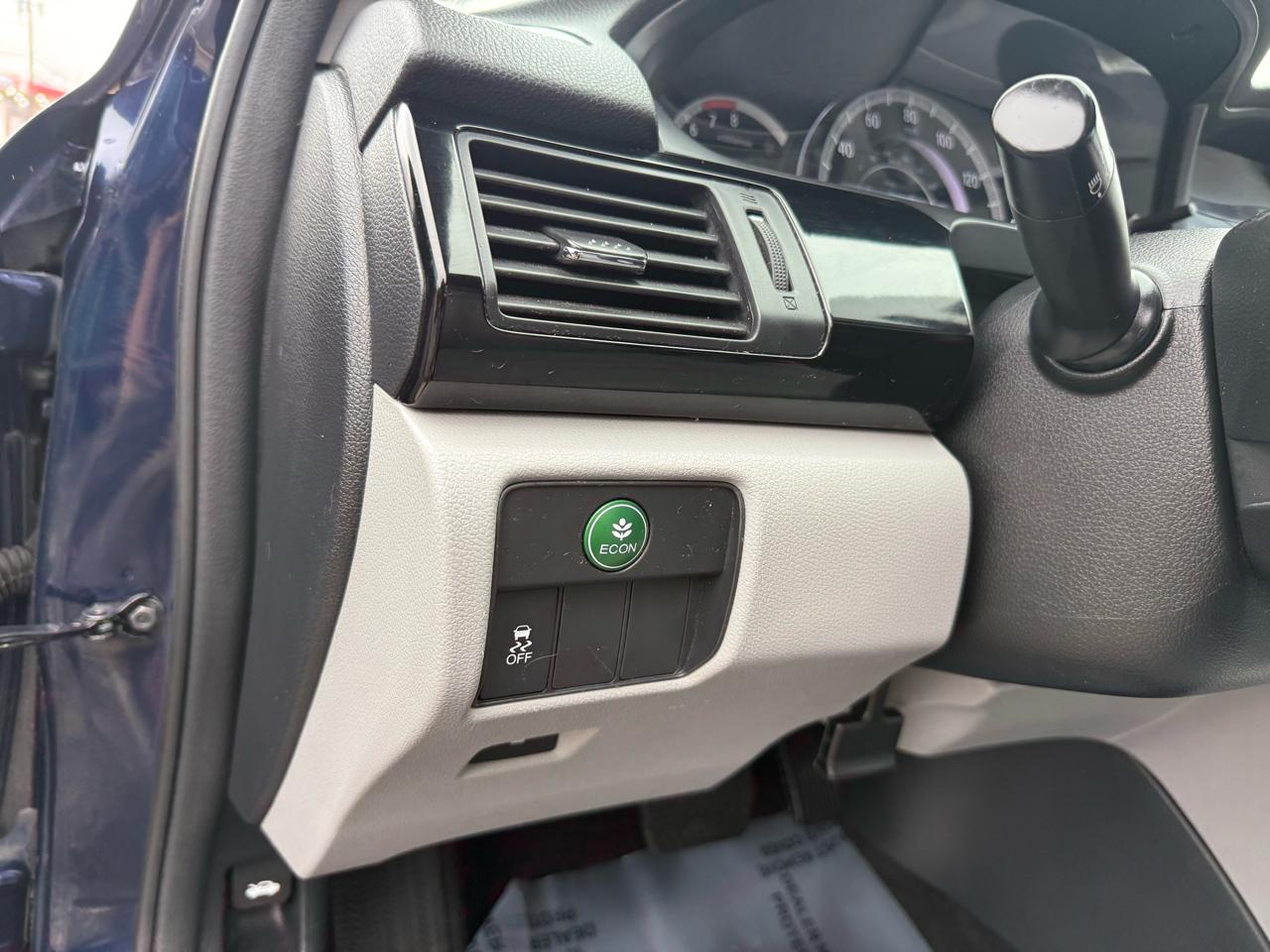 Honda Accord LX Sedan CVT 2016