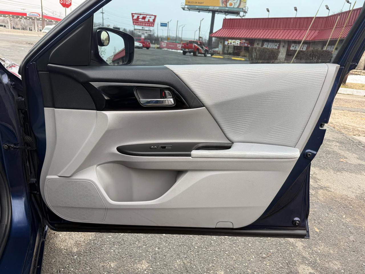 Honda Accord LX Sedan CVT 2016