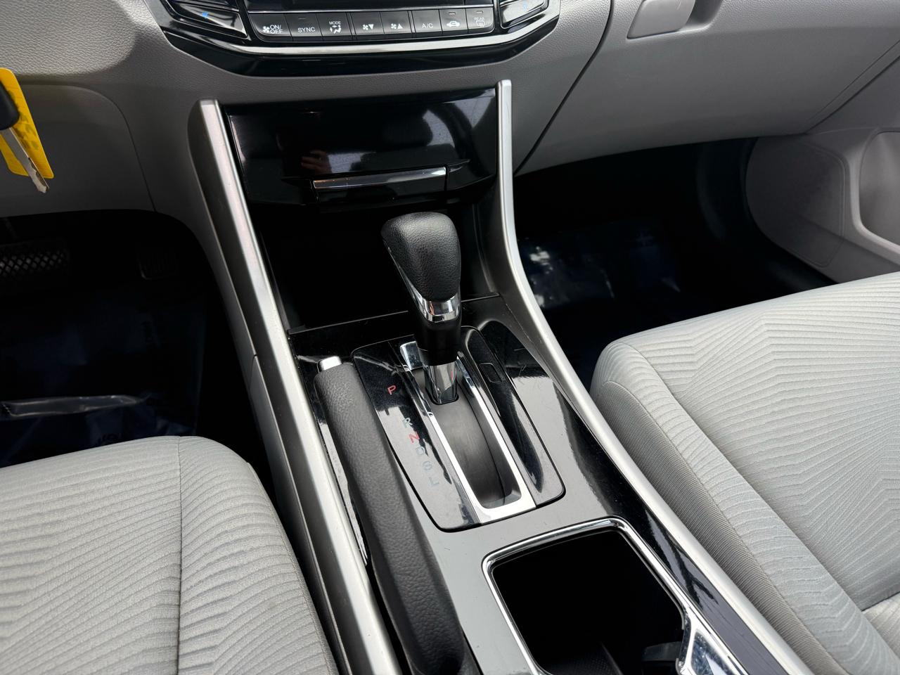 Honda Accord LX Sedan CVT 2016