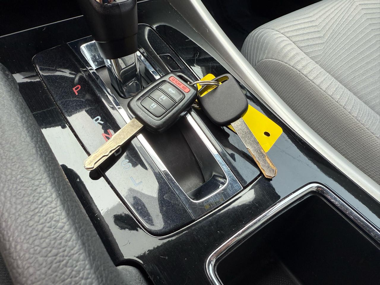 Honda Accord LX Sedan CVT 2016