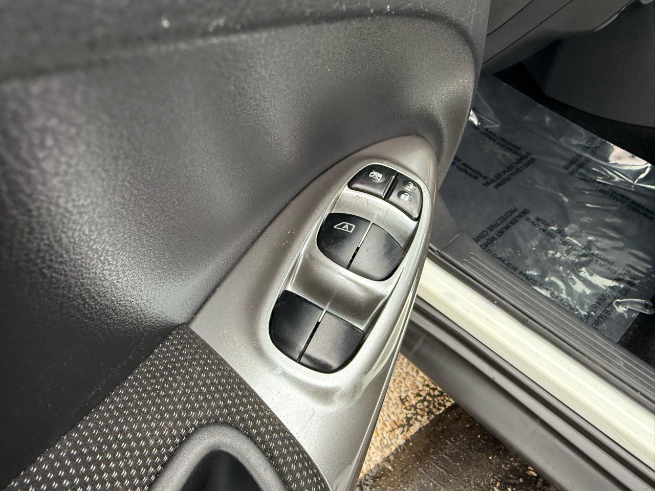 Nissan Juke AWD SV 2013