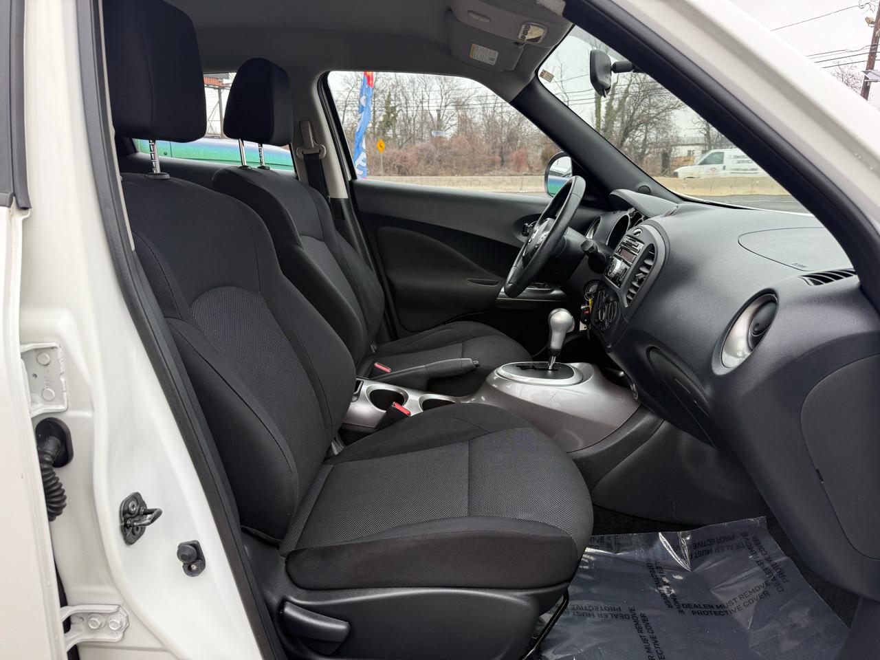 Nissan Juke AWD SV 2013