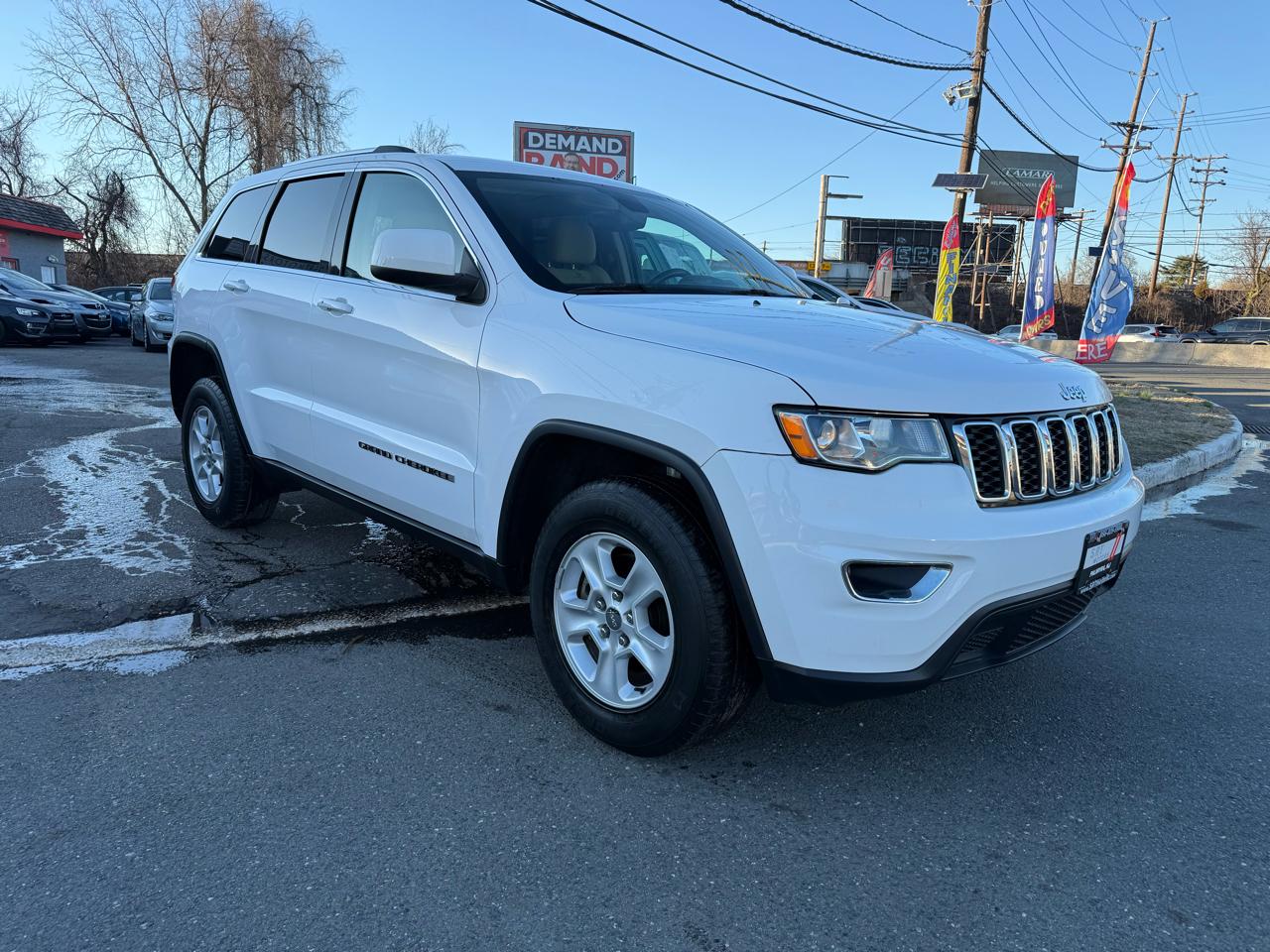 Jeep Grand Cherokee Laredo 4WD 2017