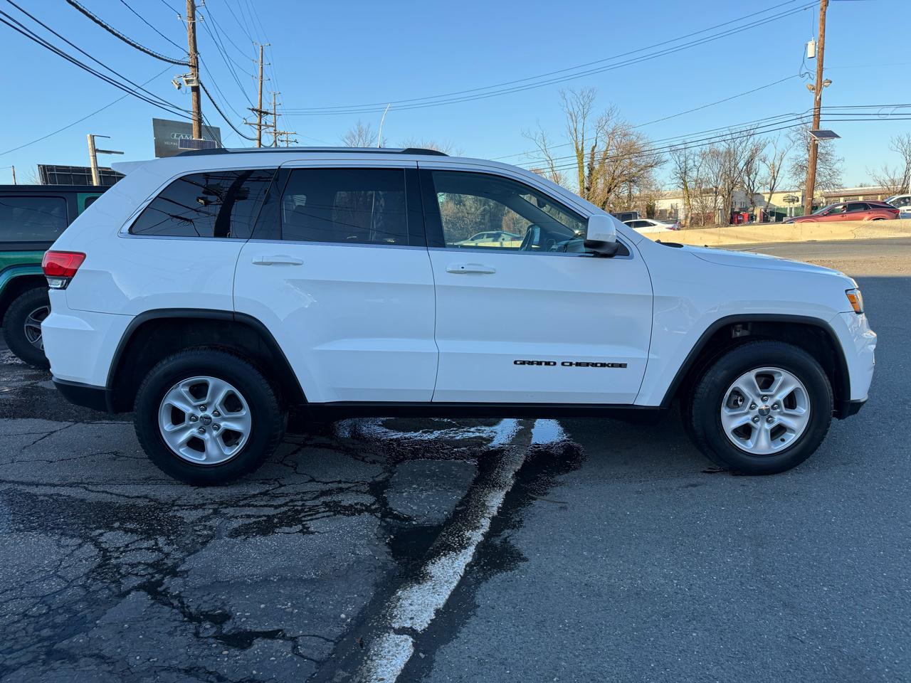 Jeep Grand Cherokee Laredo 4WD 2017