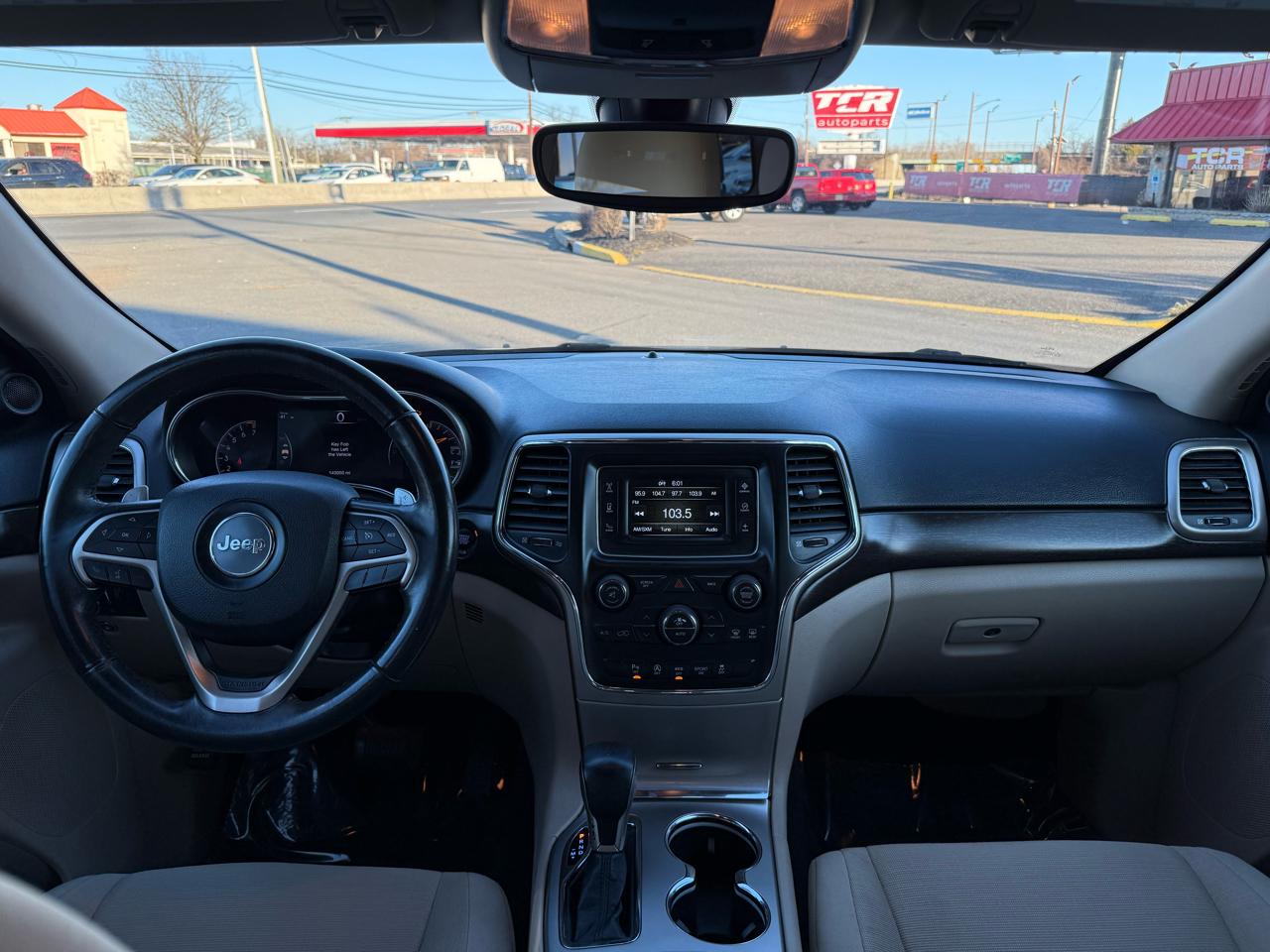 Jeep Grand Cherokee Laredo 4WD 2017