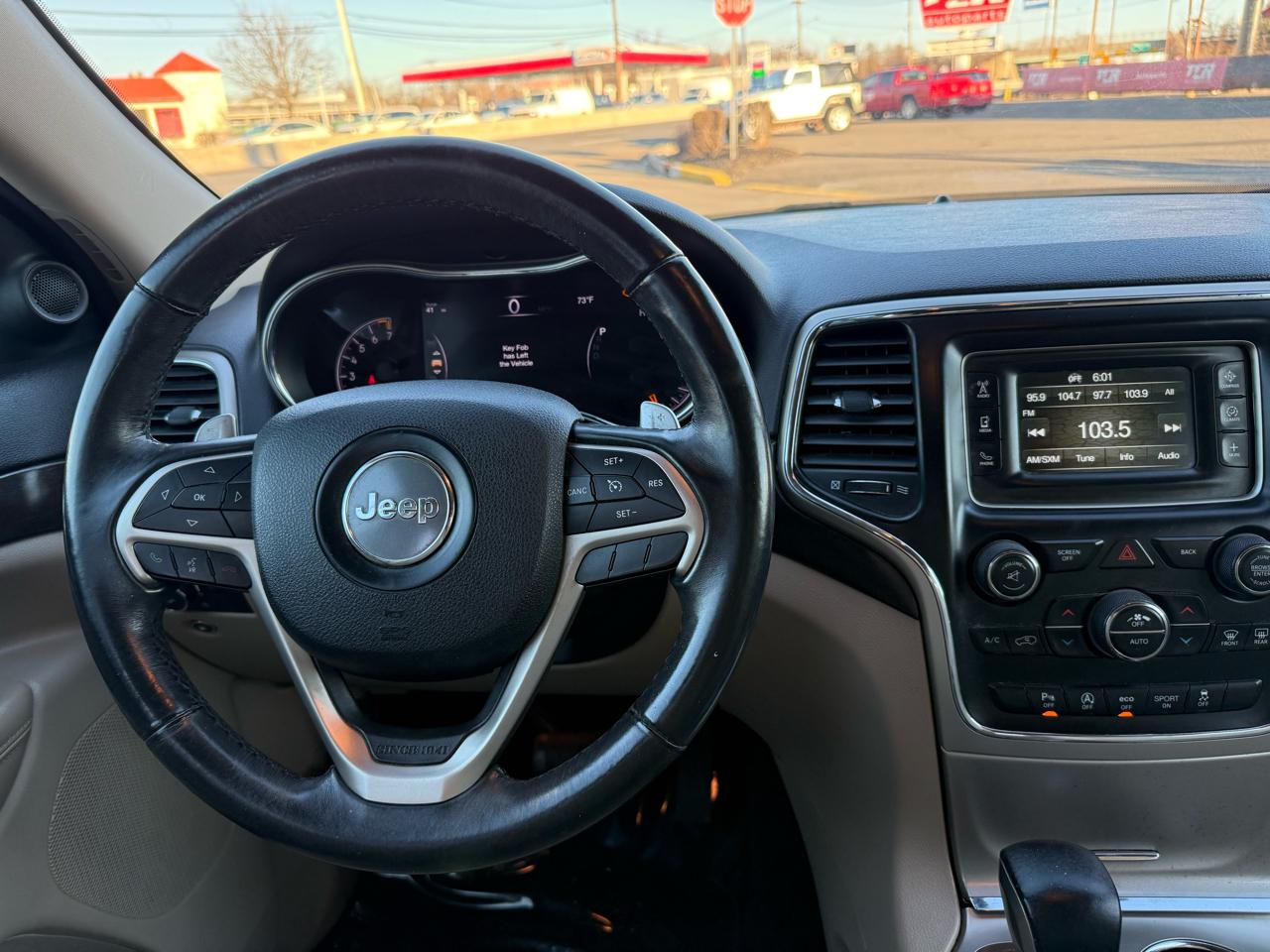 Jeep Grand Cherokee Laredo 4WD 2017