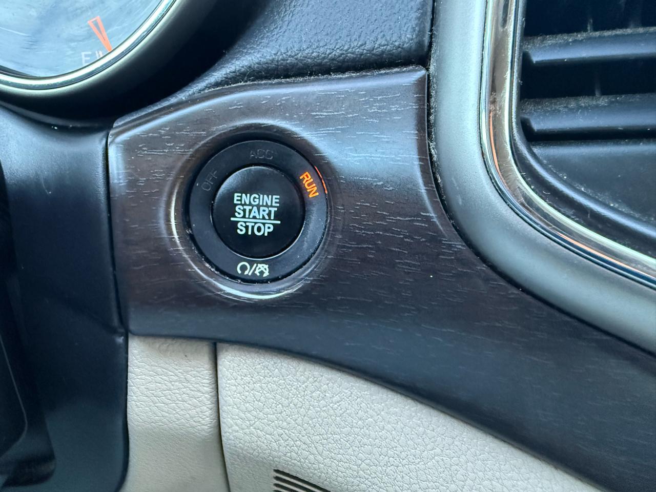 Jeep Grand Cherokee Laredo 4WD 2017