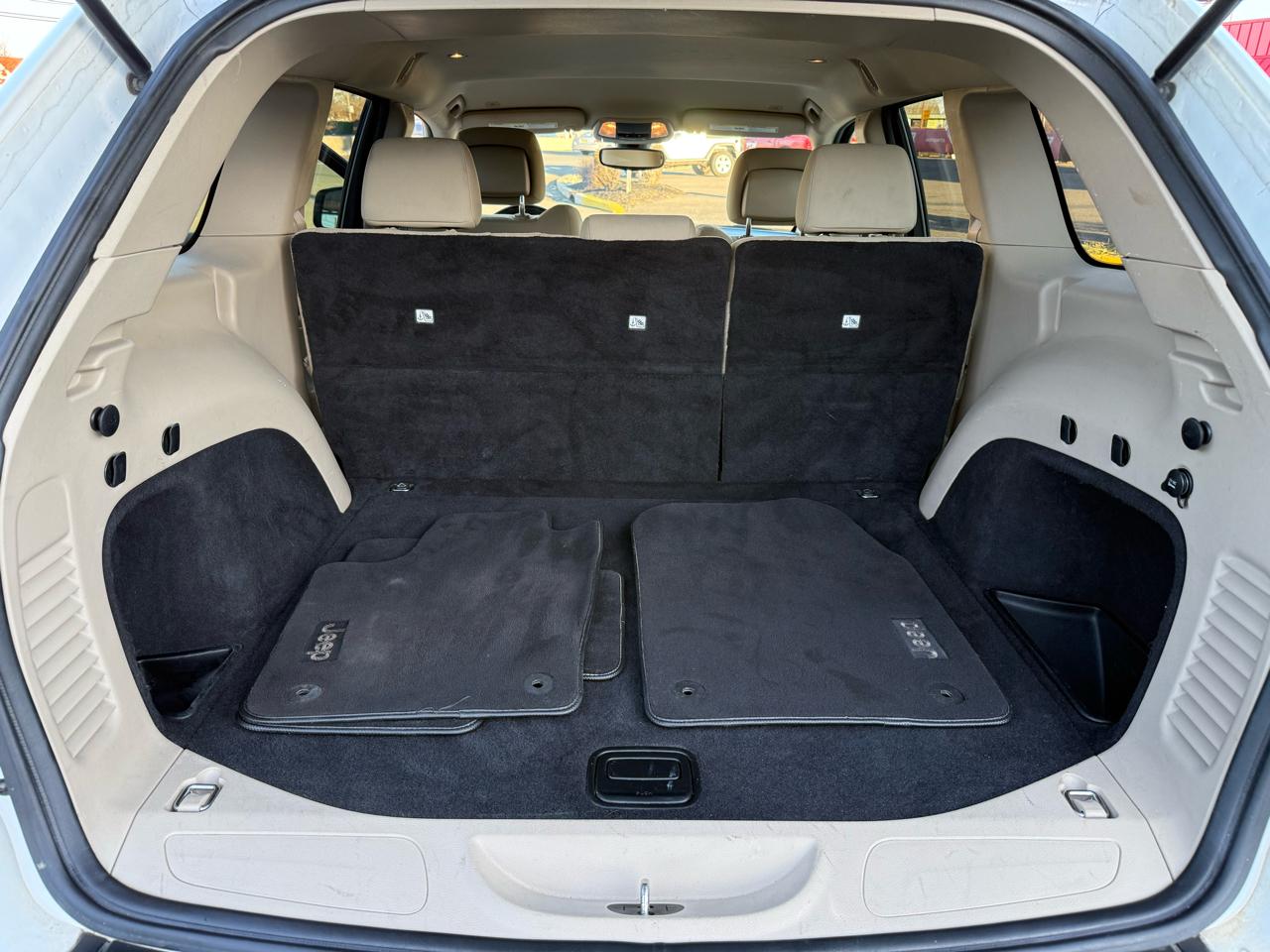 Jeep Grand Cherokee Laredo 4WD 2017