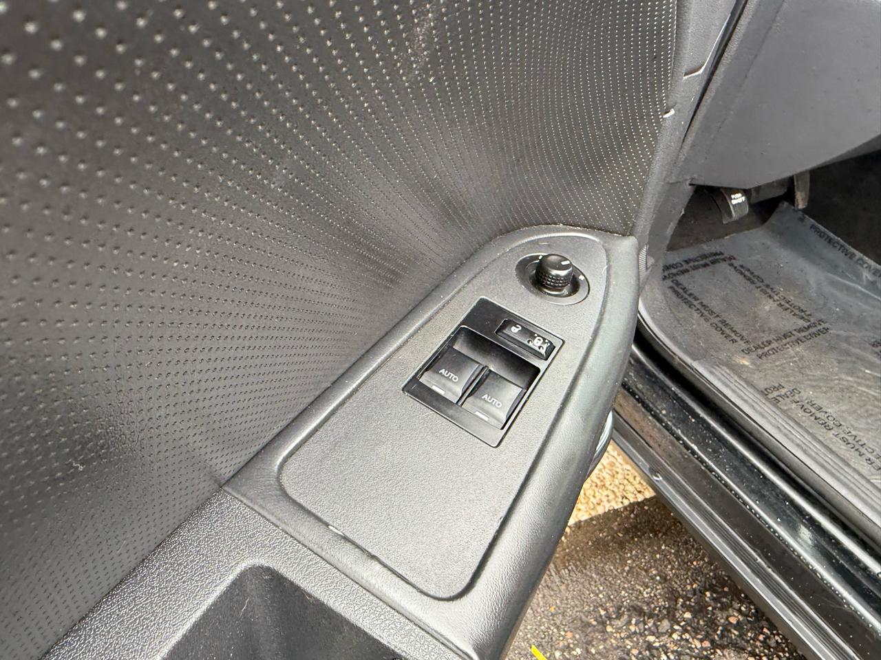 Dodge Challenger SXT 2013