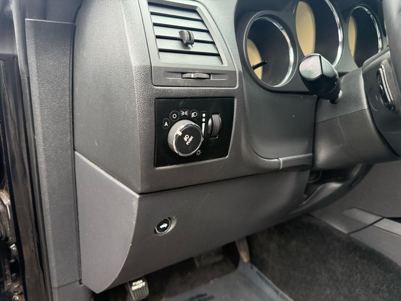 Dodge Challenger SXT 2013