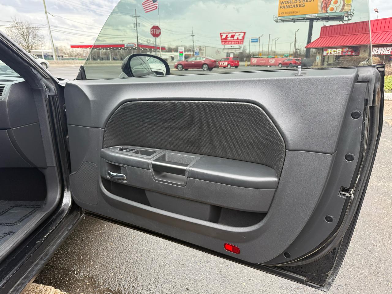 Dodge Challenger SXT 2013