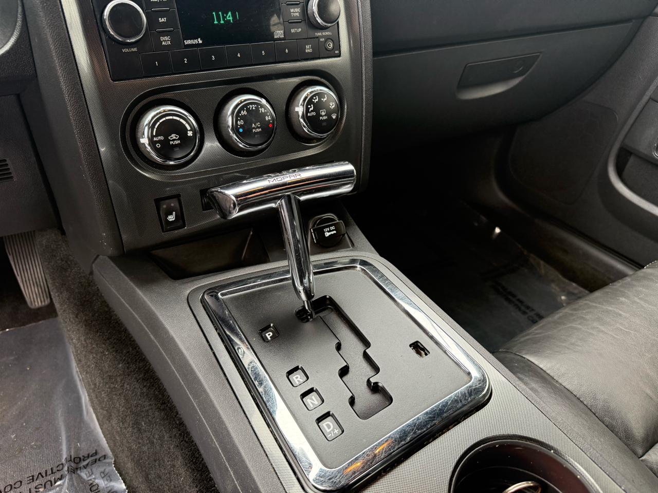 Dodge Challenger SXT 2013