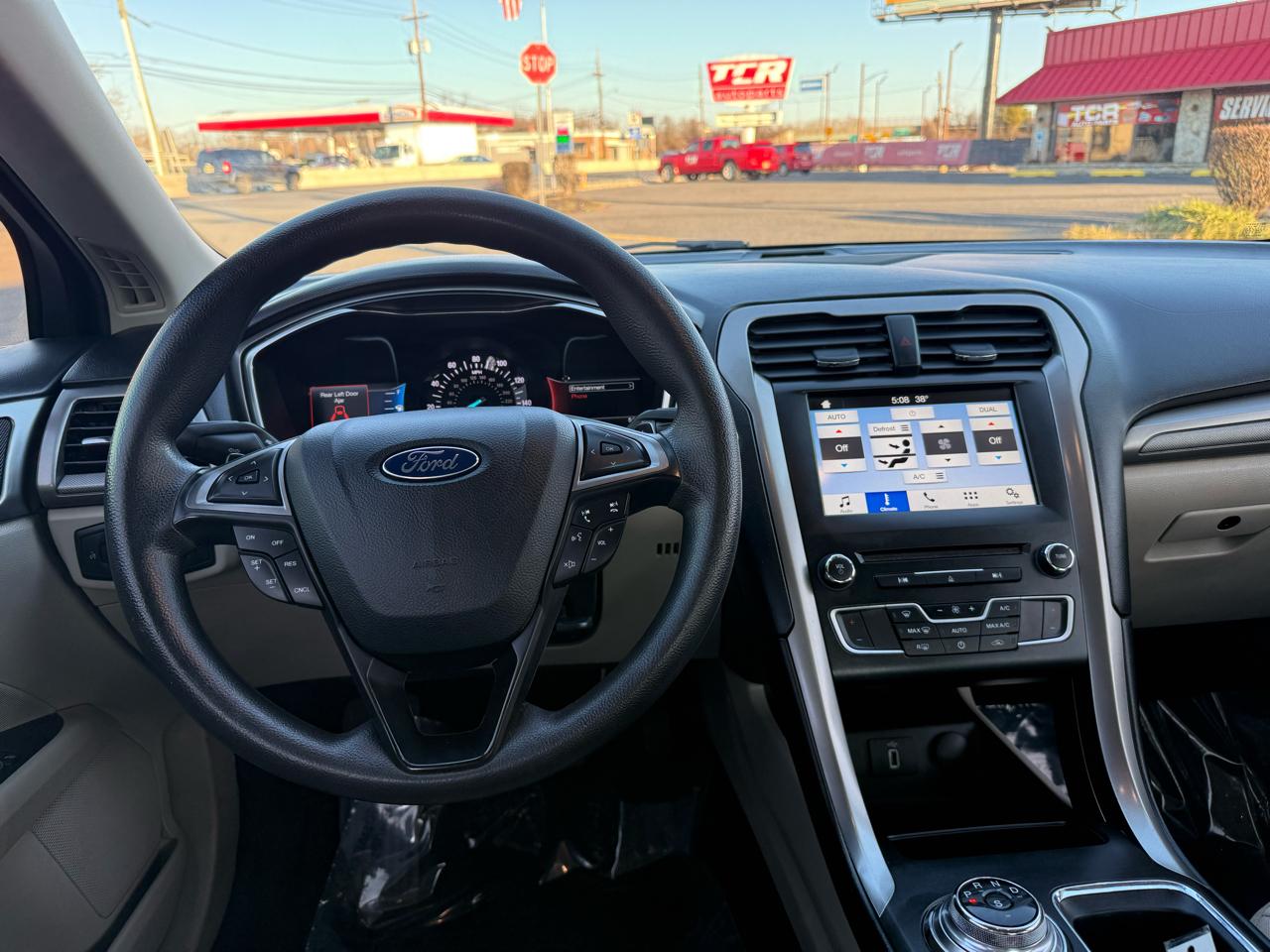 Ford Fusion SE 2017