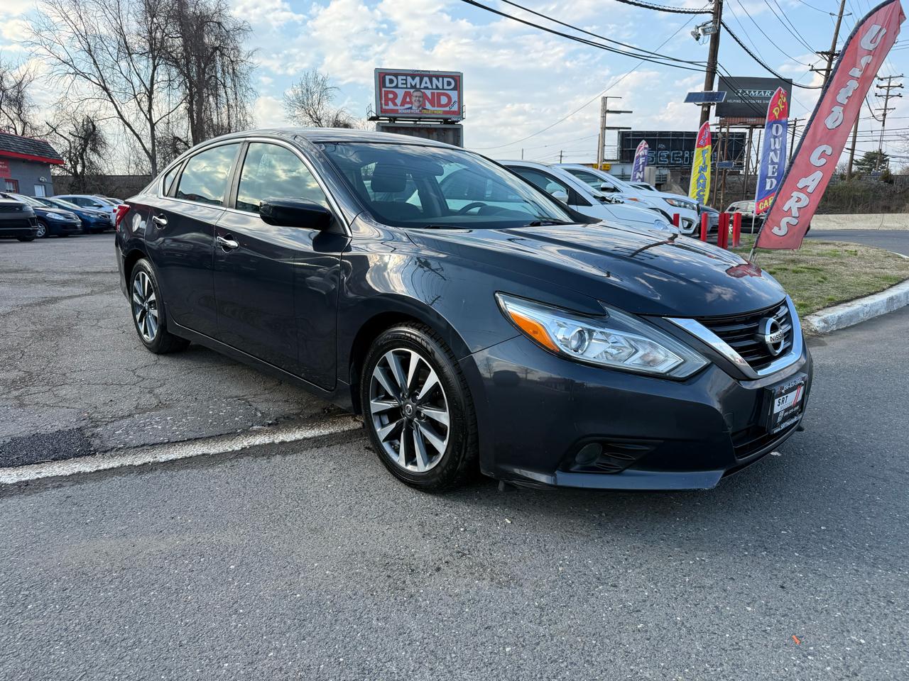 Nissan Altima 2.5 SV Sedan 2017