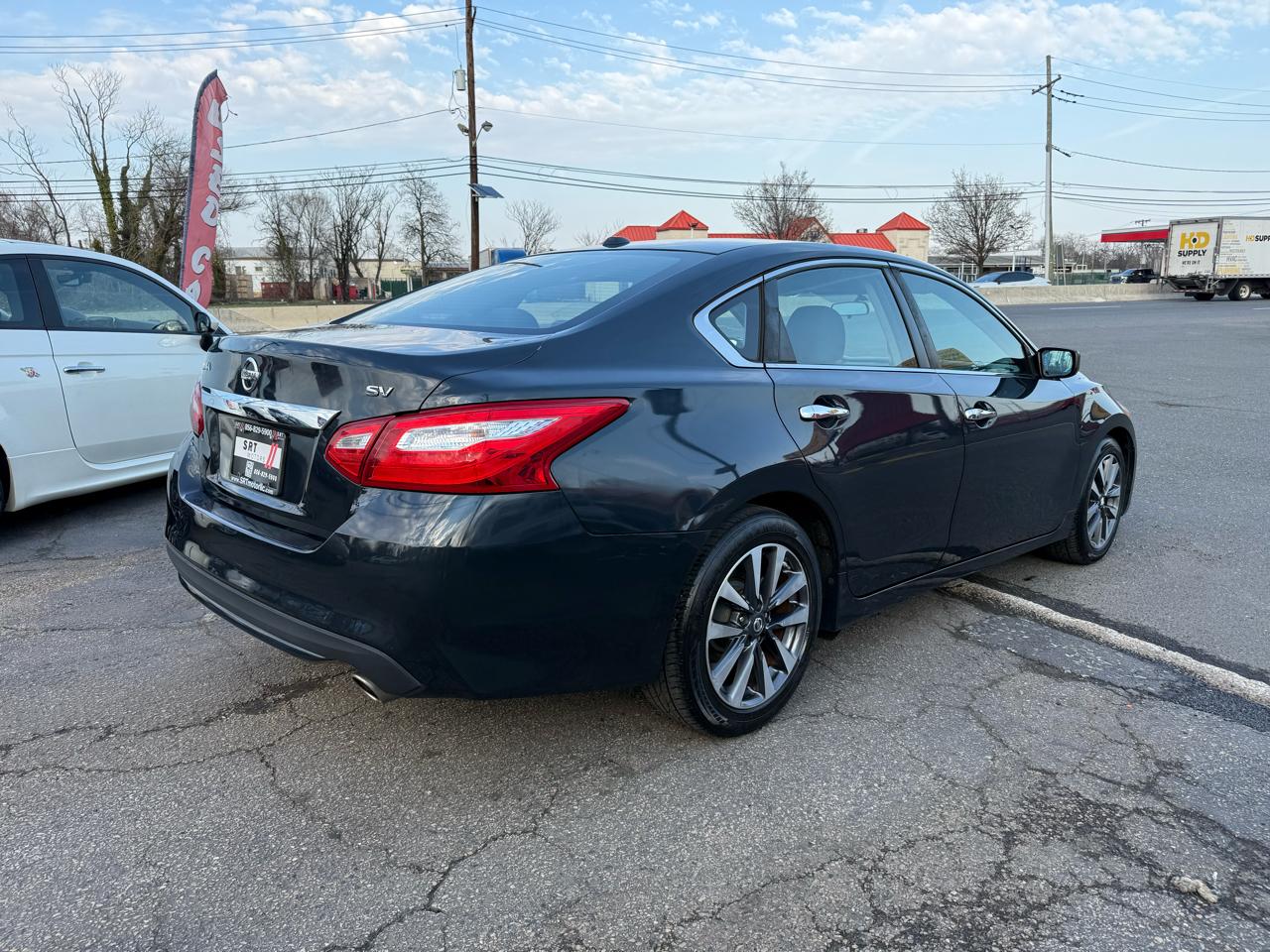 Nissan Altima 2.5 SV Sedan 2017