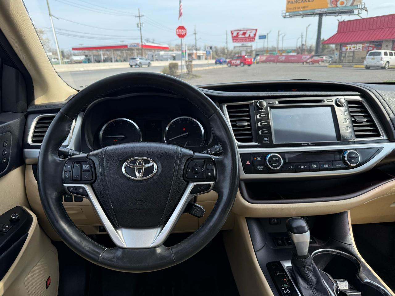 Toyota Highlander Limited AWD V6 2014