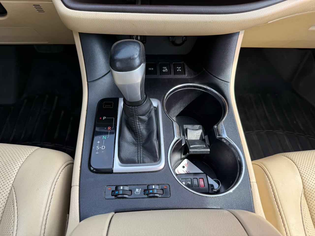 Toyota Highlander Limited AWD V6 2014