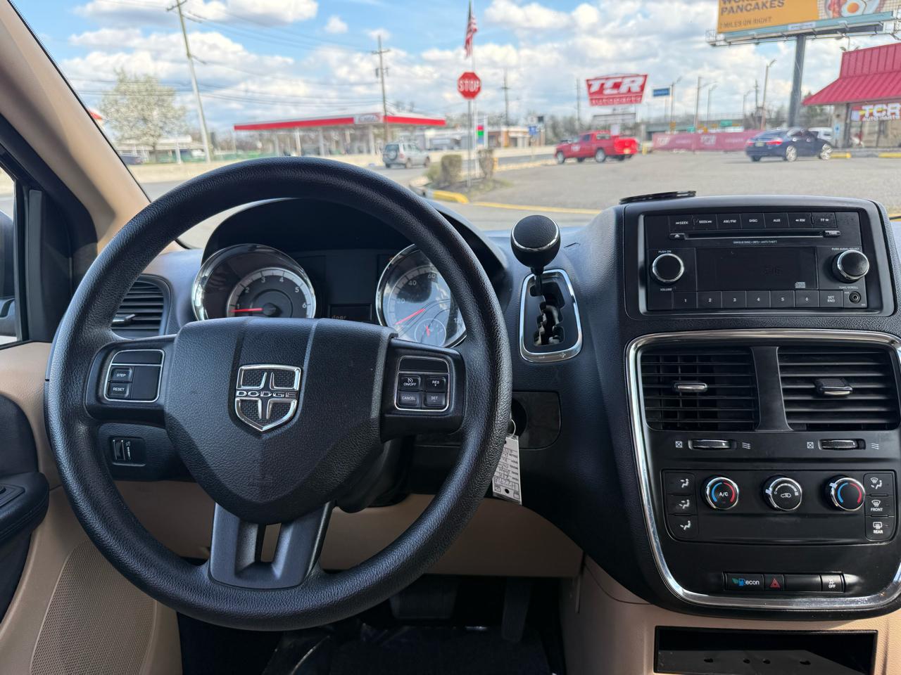 Dodge Grand Caravan SE 2015