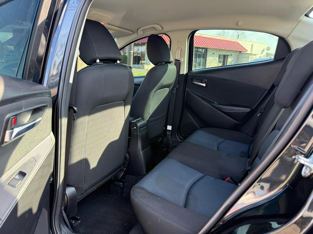 Toyota Yaris iA 6A 2018