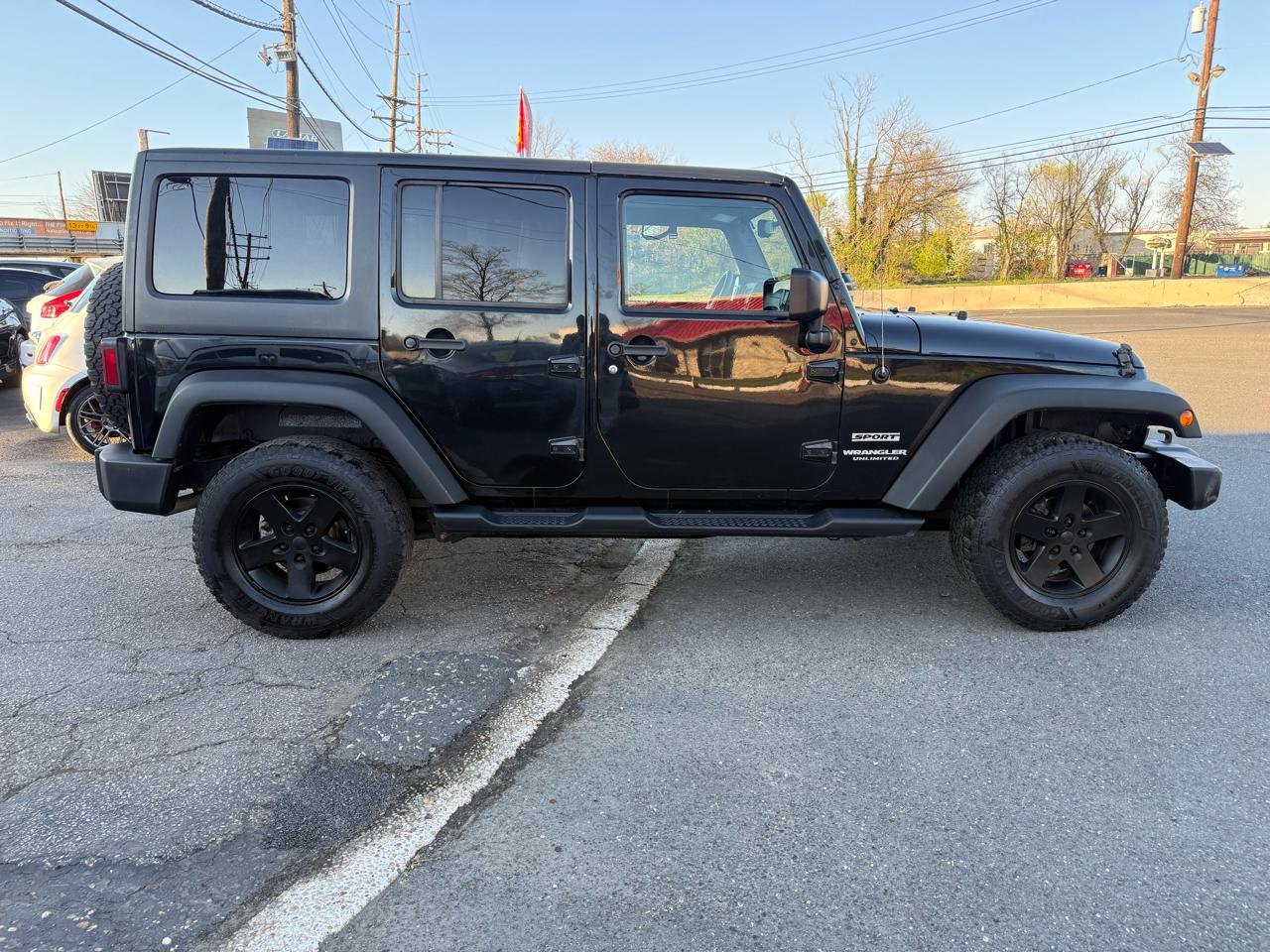 Jeep Wrangler Unlimited Sport 4WD 2017