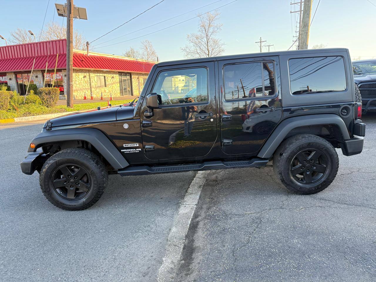Jeep Wrangler Unlimited Sport 4WD 2017
