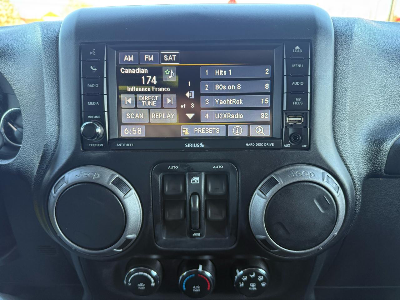 Jeep Wrangler Unlimited Sport 4WD 2017