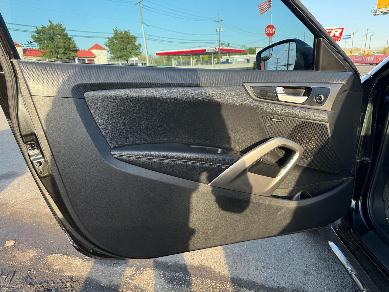 Hyundai Veloster Turbo 6MT 2016