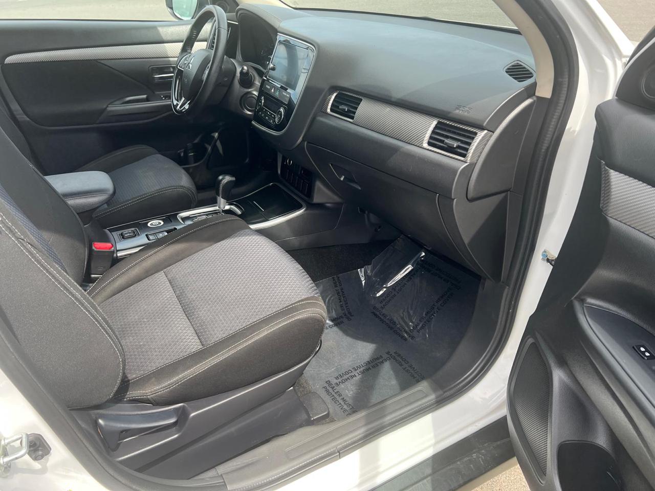 Mitsubishi Outlander SEL AWD 2018