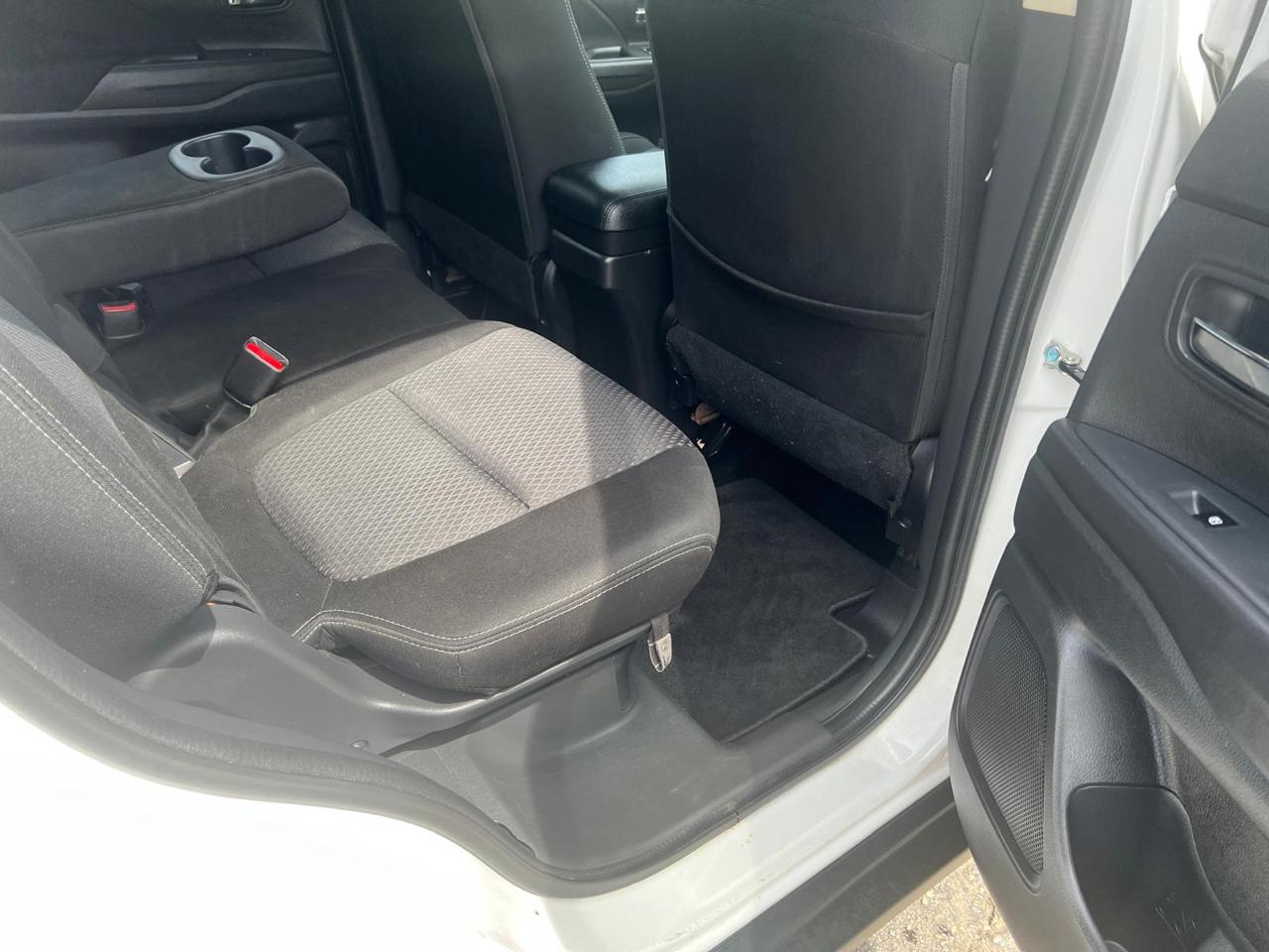 Mitsubishi Outlander SEL AWD 2018