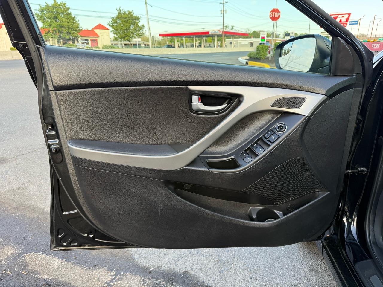 Hyundai Elantra Limited 2014