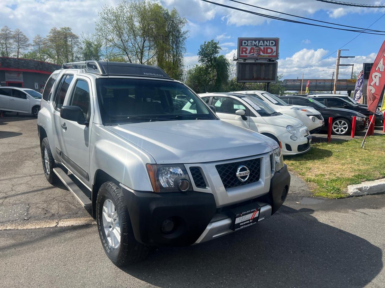 Nissan Xterra X 4WD 2014
