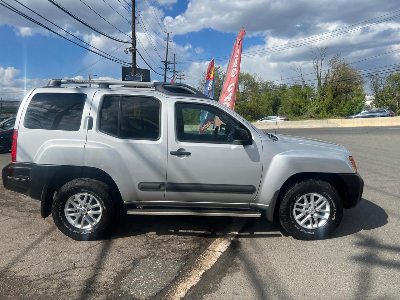 Nissan Xterra X 4WD 2014