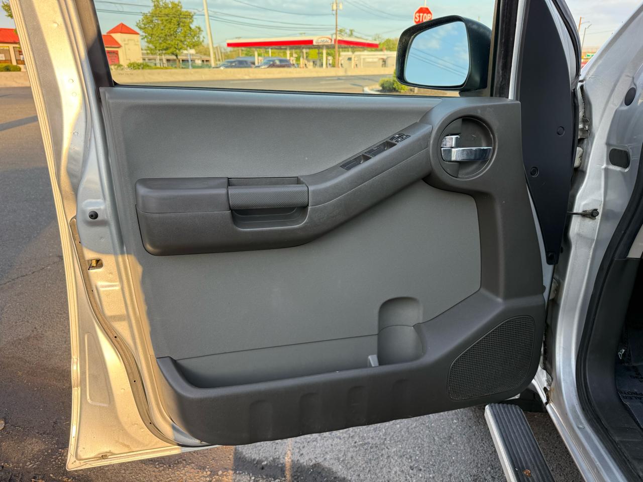 Nissan Xterra X 4WD 2014