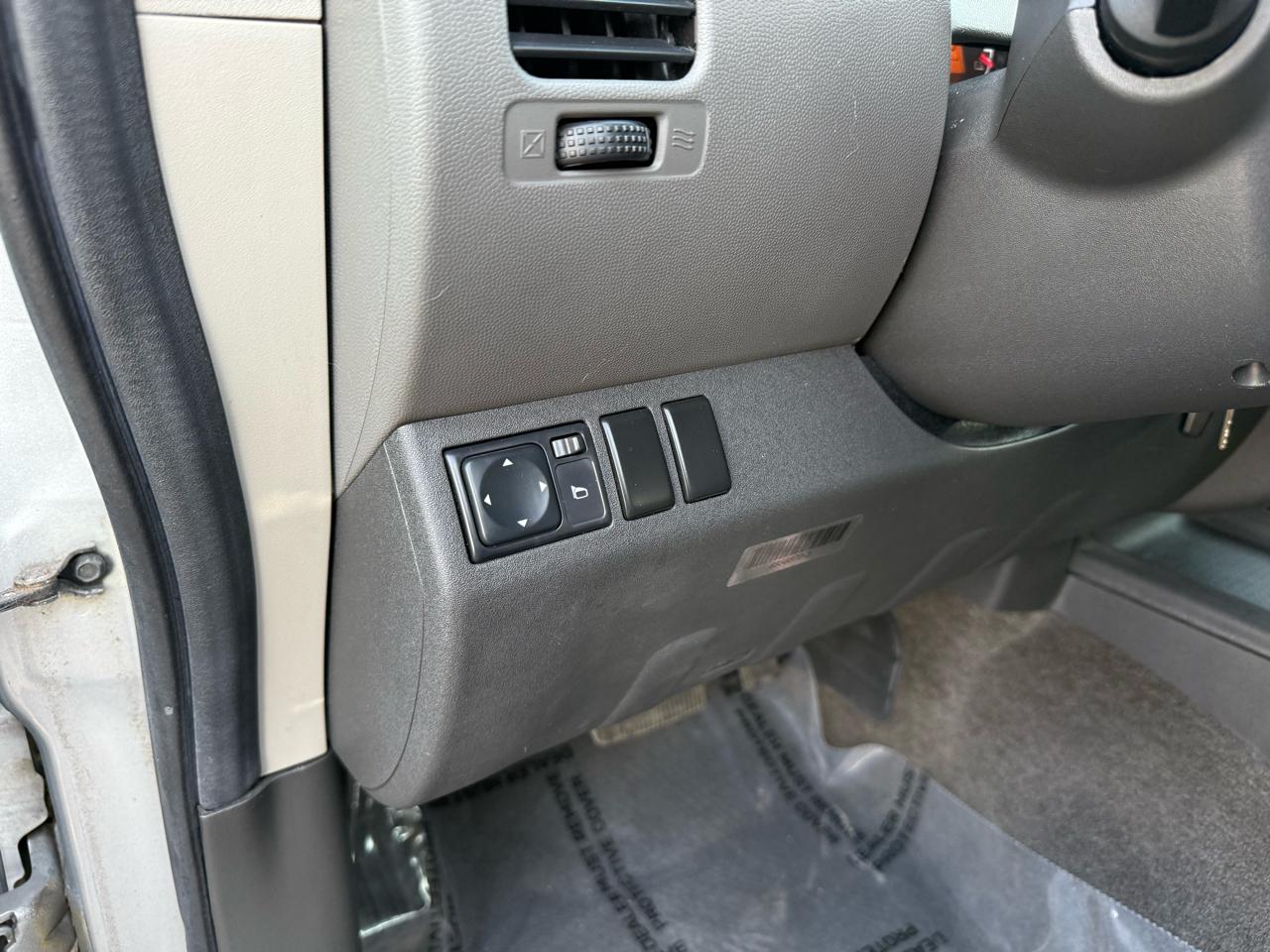 Nissan Xterra X 4WD 2014