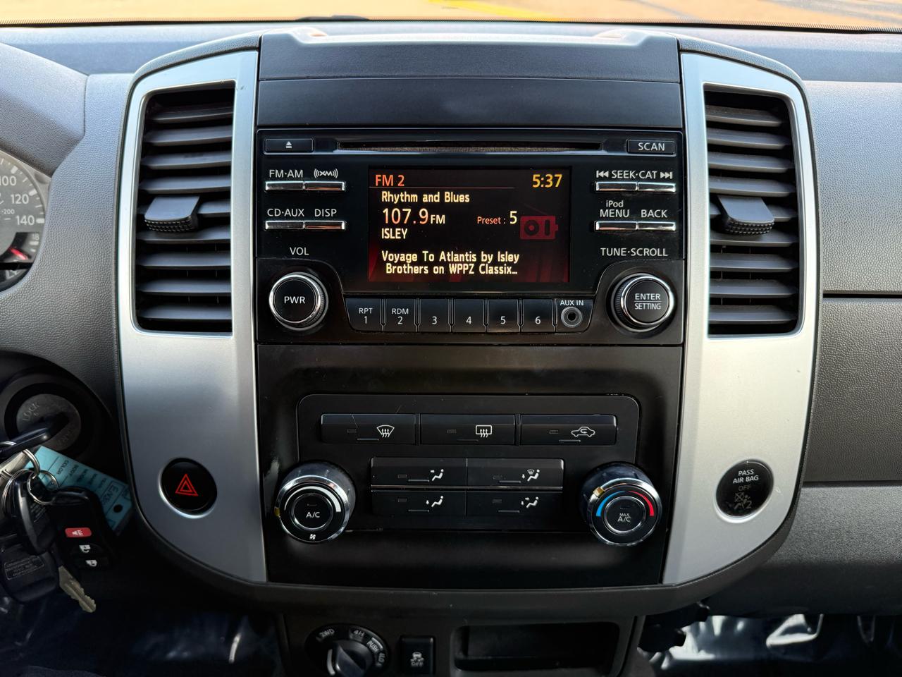 Nissan Xterra X 4WD 2014