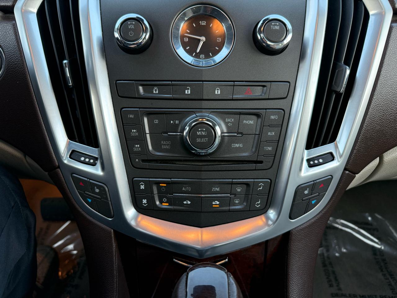 Cadillac SRX Luxury 2012