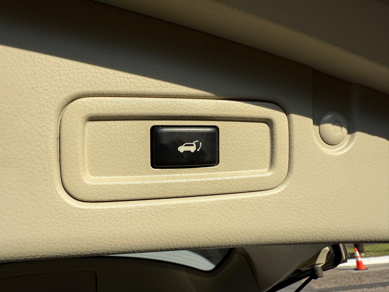 Nissan Murano SL AWD 2012