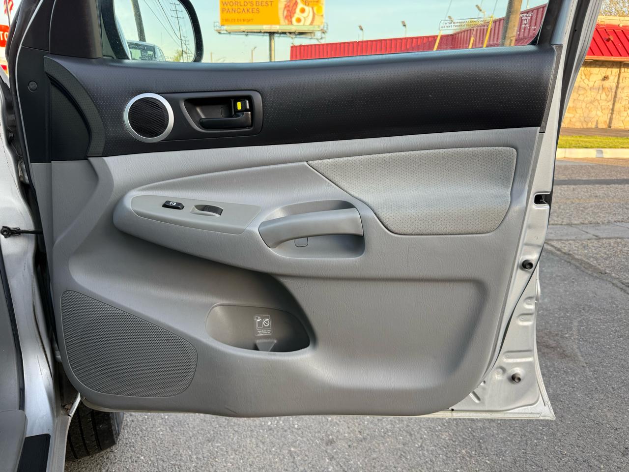 Toyota Tacoma Double Cab V6 4WD 2010