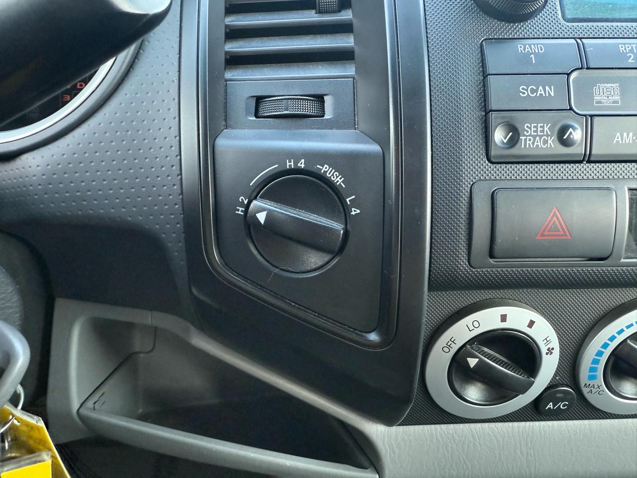 Toyota Tacoma Double Cab V6 4WD 2010