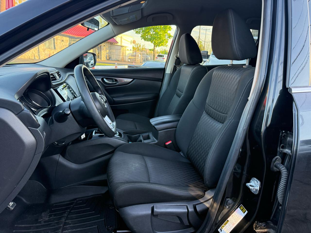 Nissan Rogue AWD SV 2017