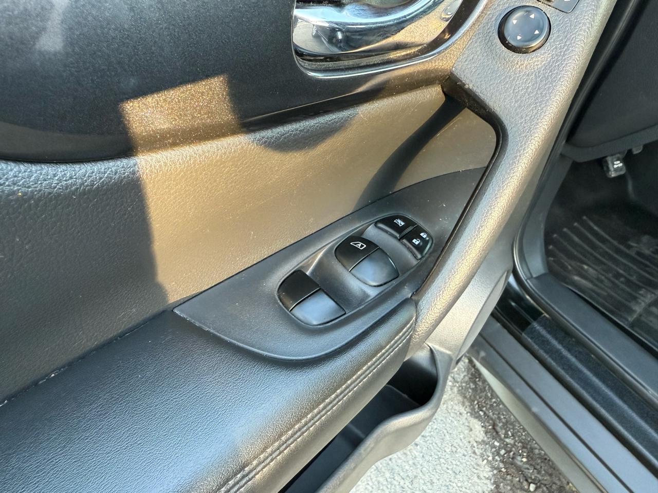 Nissan Rogue AWD SV 2017