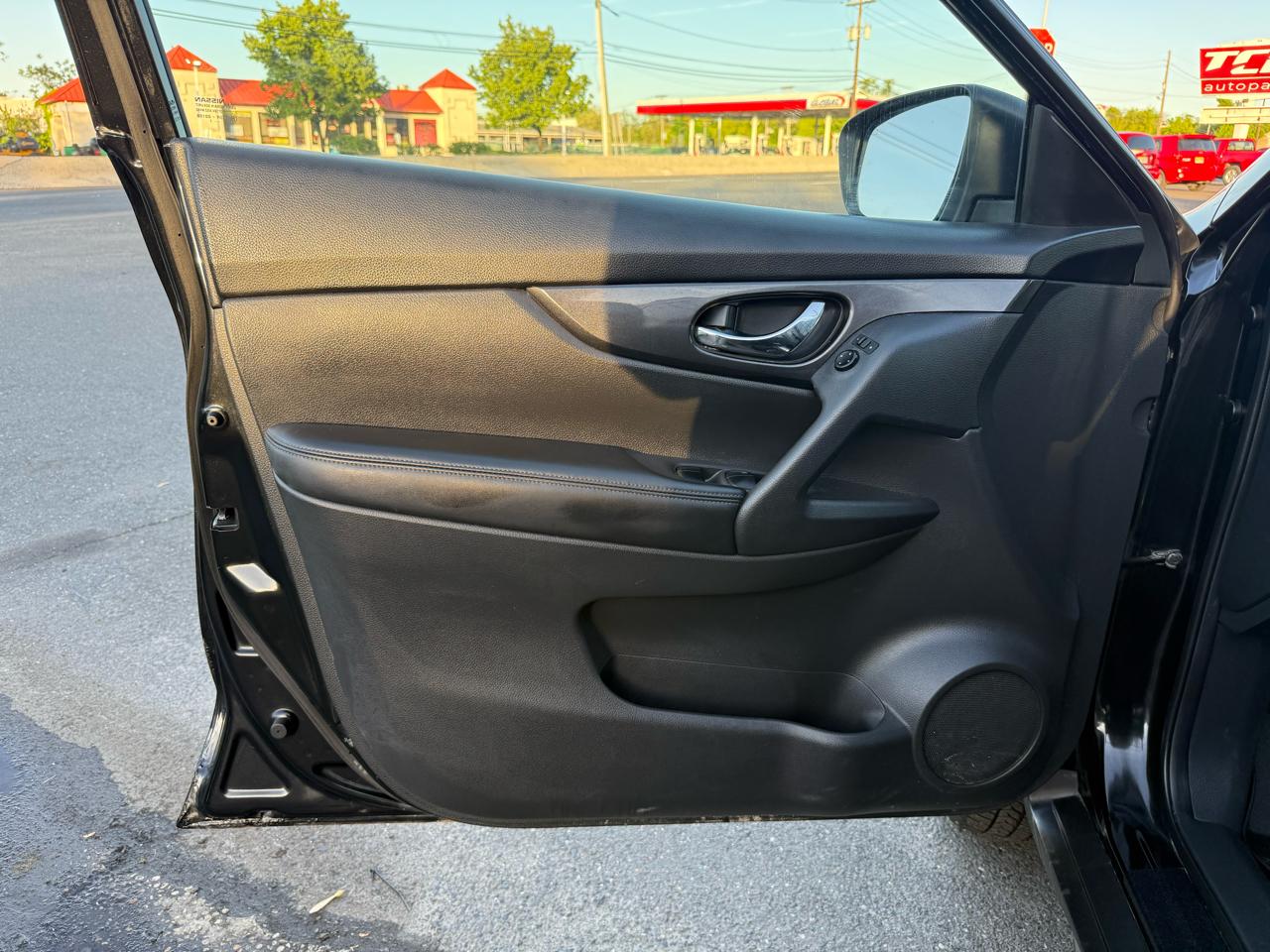 Nissan Rogue AWD SV 2017