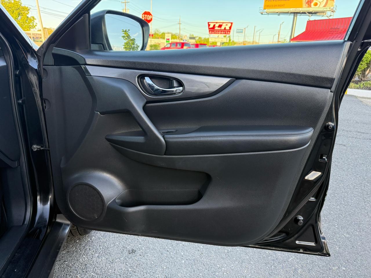 Nissan Rogue AWD SV 2017