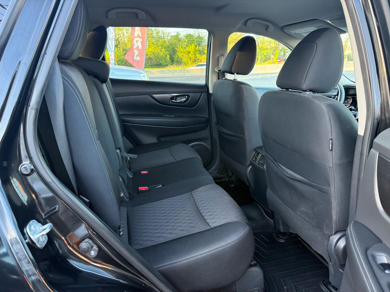 Nissan Rogue AWD SV 2017