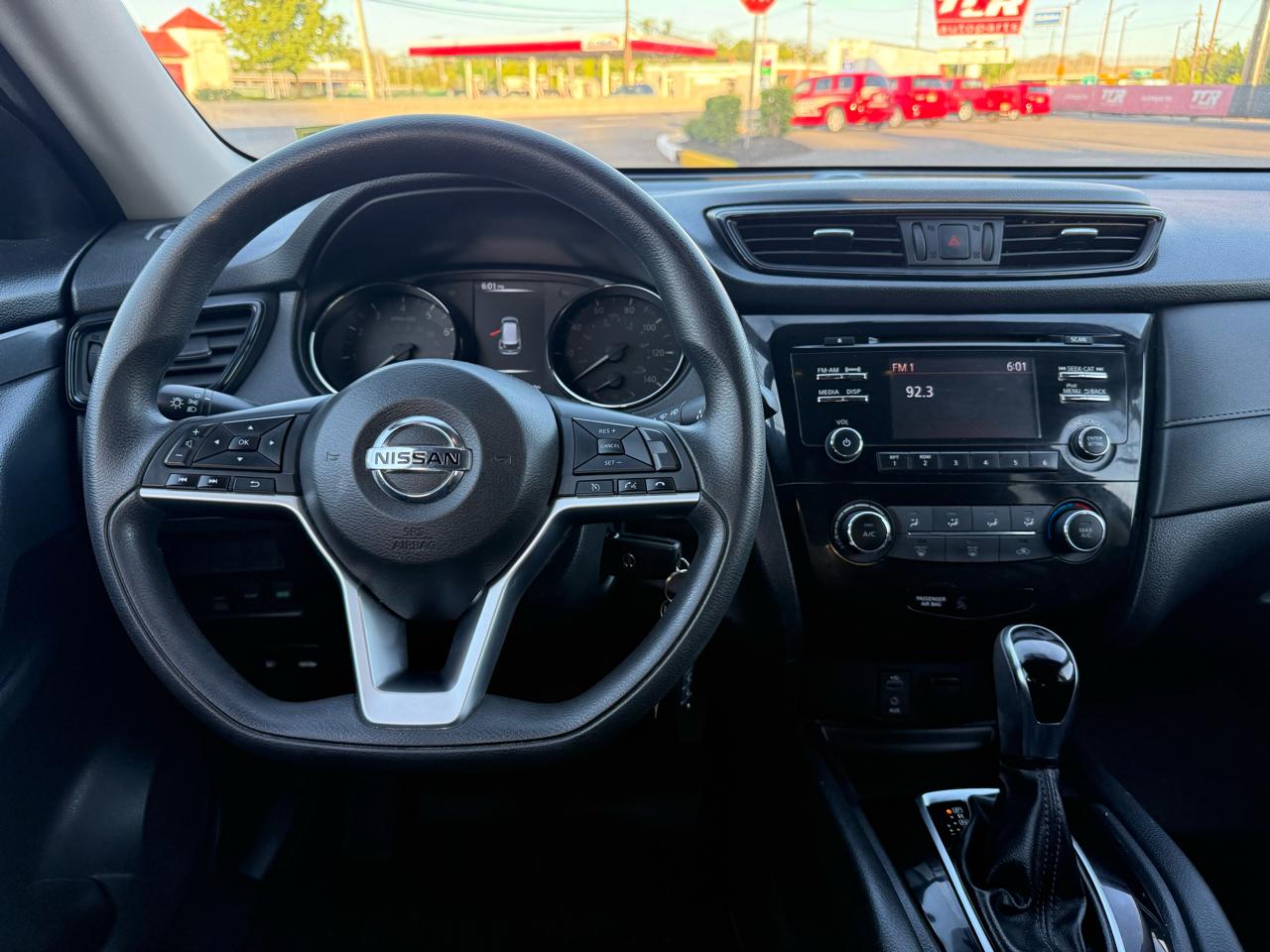 Nissan Rogue AWD SV 2017